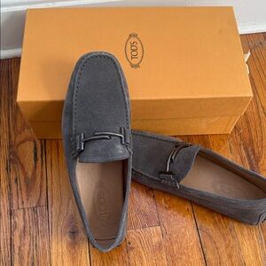 TOD'S Men's Suede Bit Loafers in Charcoal Gray